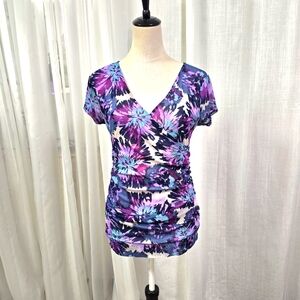 2/$30 Elle Blue & Purple Tropical Print Womens Top Size‎ M V Neck Cap Sleeves